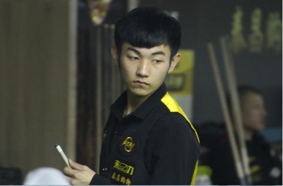 承担中卫位 承担中卫位