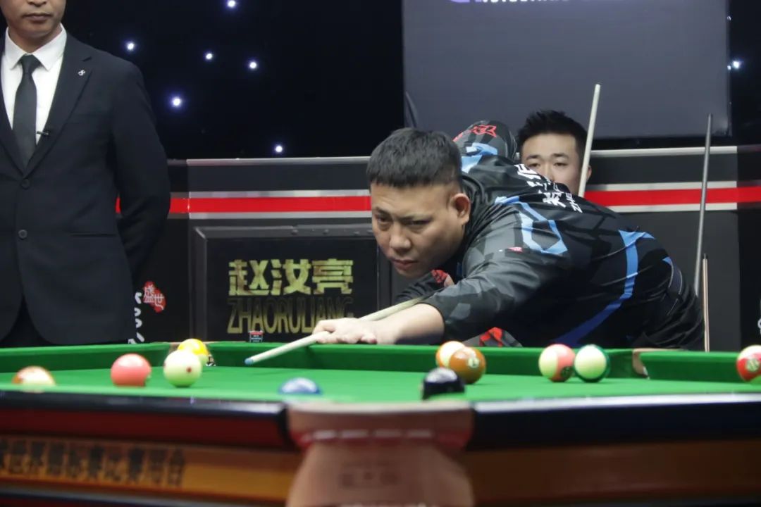 R推翻进球 R推翻进球